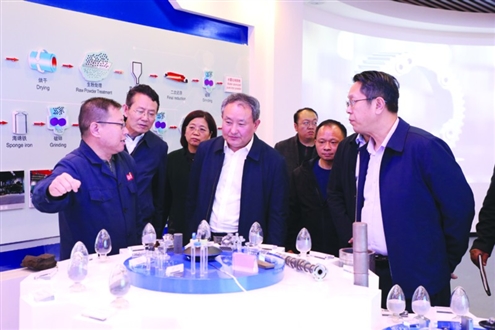 钢城区政协到企业调研(受访者供图)